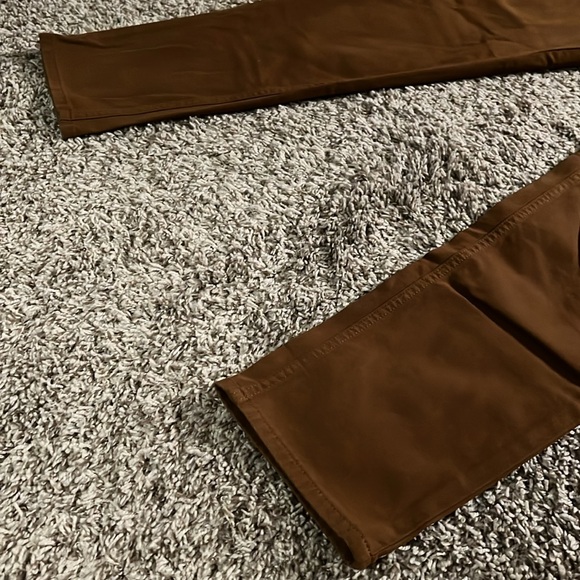 Banana Republic Tapered Chino, 32x32 - Picture 3 of 6